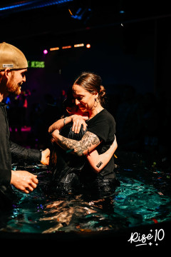 10-yr-baptisms125.jpg