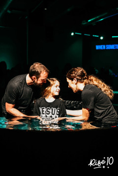 10-yr-baptisms165.jpg