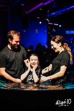 10-yr-baptisms170.jpg