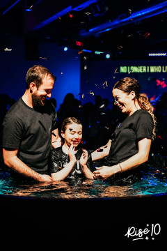 10-yr-baptisms171.jpg