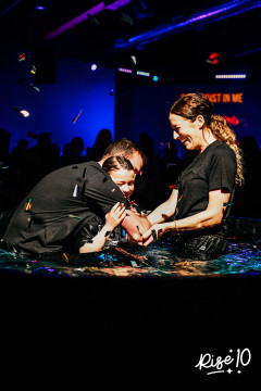 10-yr-baptisms175.jpg