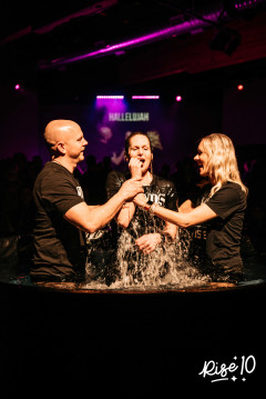 10-yr-baptisms20.jpg