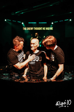 10-yr-baptisms216.jpg