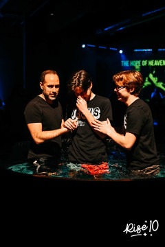 10-yr-baptisms39.jpg