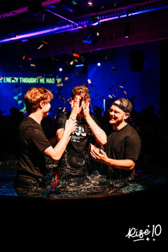 10-yr-baptisms61.jpg