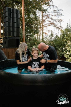11-year-baptism-2271.jpg