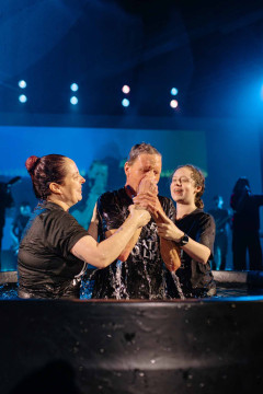 Apr26Baptism-57.jpg