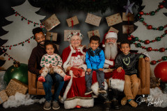 RiseSanta25-188.jpg