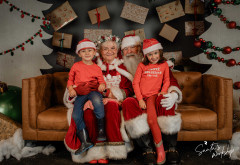 RiseSanta25-231.jpg
