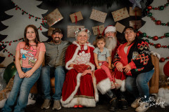 RiseSanta25-304.jpg
